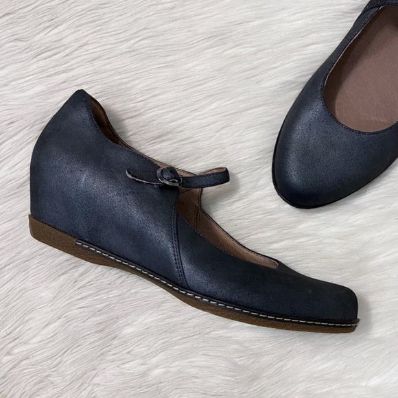 dansko loralie shoes